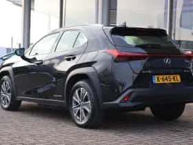 Lexus UX (2020) thumbnail 14