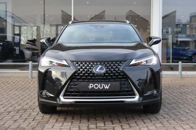 Lexus UX (2020) thumbnail 8