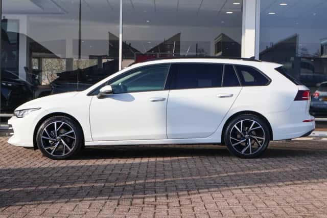 Volkswagen Golf (2025) thumbnail 12