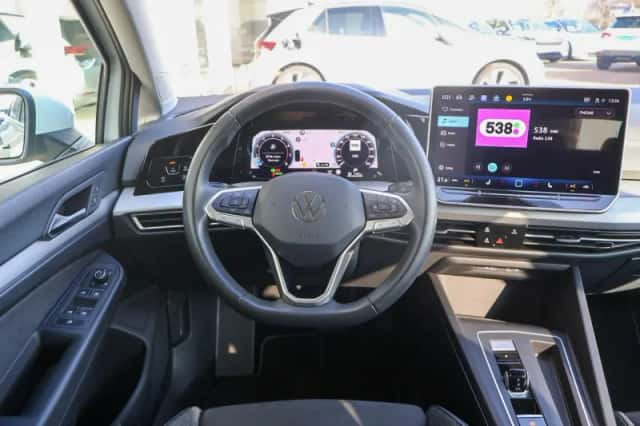 Volkswagen Golf (2025) thumbnail 19