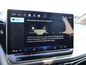 Volkswagen Golf (2025) thumbnail 24