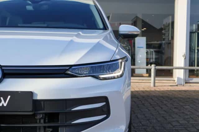 Volkswagen Golf (2025) thumbnail 34