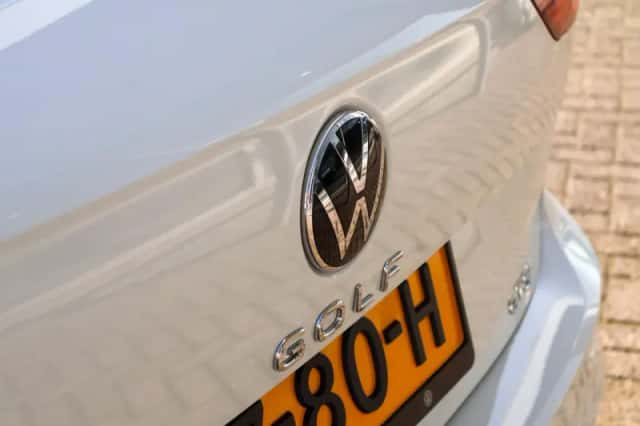 Volkswagen Golf (2025) thumbnail 36