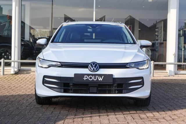 Volkswagen Golf (2025) thumbnail 8