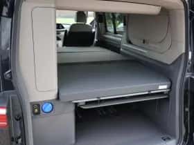 Volkswagen California (2025) thumbnail 21