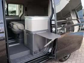 Volkswagen California (2025) thumbnail 23