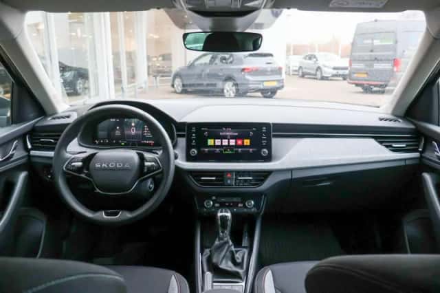 Škoda Kamiq (2025) thumbnail 5