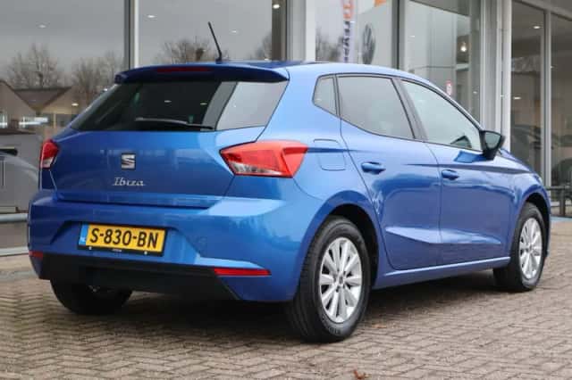 SEAT Ibiza (2023) thumbnail 2