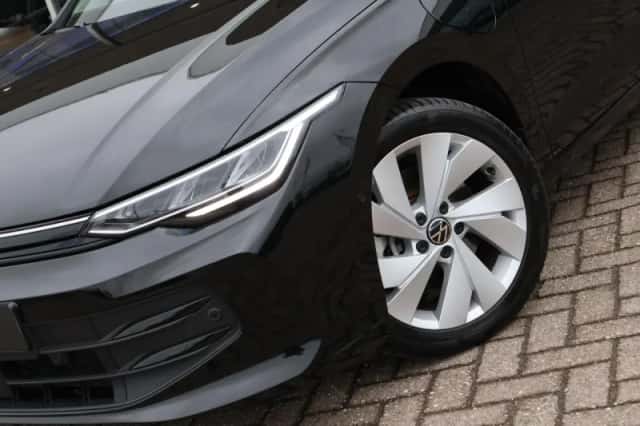 Volkswagen Golf (2025) thumbnail 16