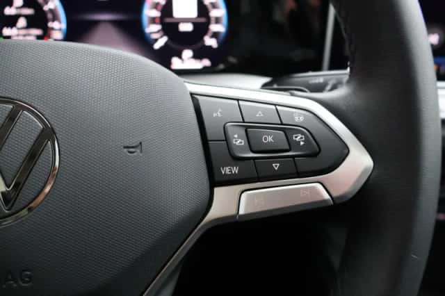 Volkswagen Golf (2025) thumbnail 24