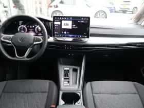 Volkswagen Golf (2025) thumbnail 5