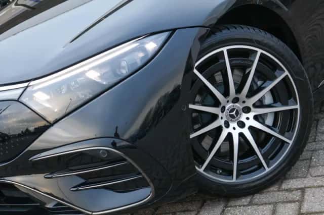 Mercedes-Benz EQS (2022) thumbnail 16