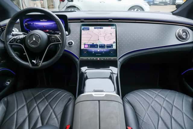 Mercedes-Benz EQS (2022) thumbnail 5