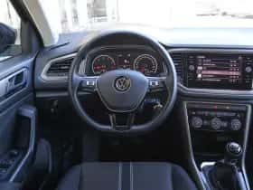 Volkswagen T-Roc (2021) thumbnail 19