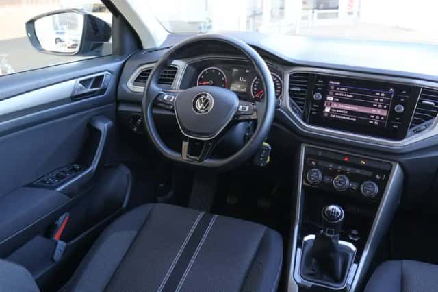 Volkswagen T-Roc (2021) thumbnail 28