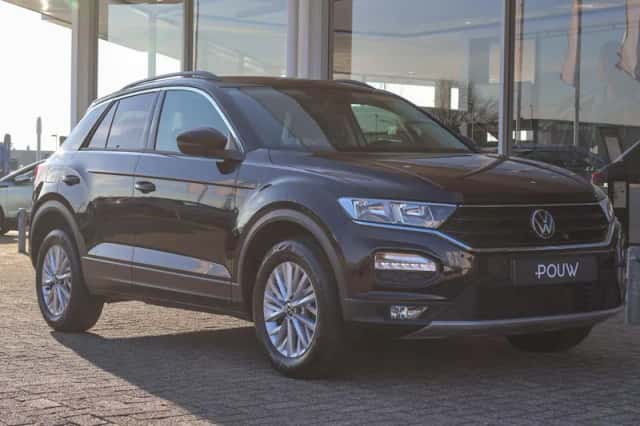Volkswagen T-Roc (2021) thumbnail 10