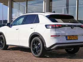 Volkswagen T-Roc (2025) thumbnail 11