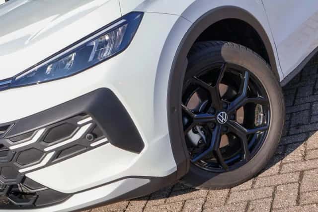 Volkswagen T-Roc (2025) thumbnail 13