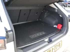 Volkswagen T-Roc (2025) thumbnail 18