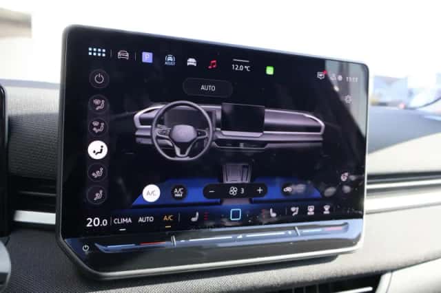 Volkswagen T-Roc (2025) thumbnail 26