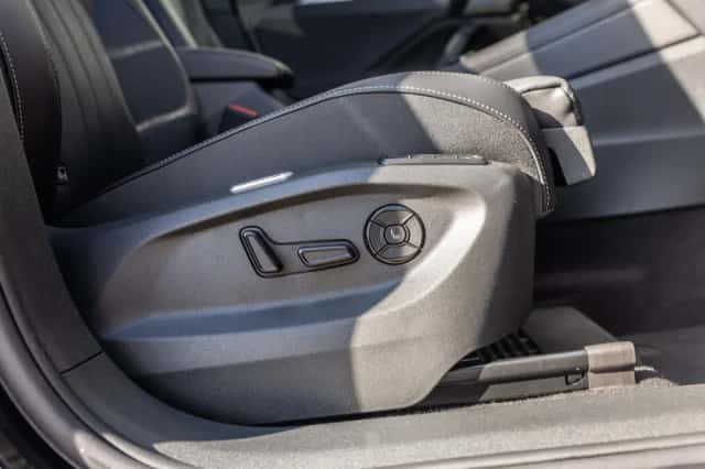 Volkswagen Tiguan (2025) thumbnail 18