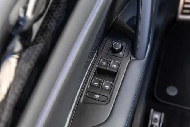 Volkswagen Tiguan (2025) thumbnail 39