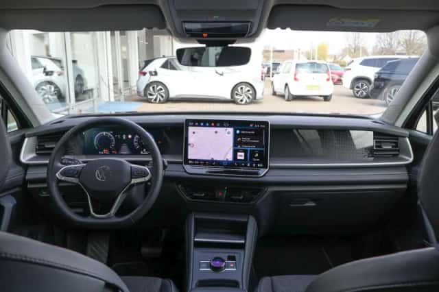 Volkswagen Tayron (2025) thumbnail 5