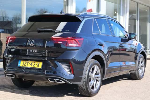 Volkswagen T-Roc (2025) thumbnail 2