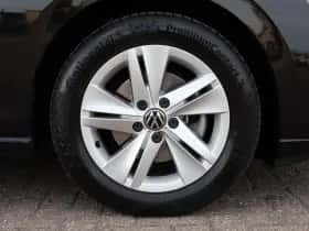 Volkswagen Golf (2023) thumbnail 13