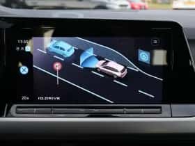 Volkswagen Golf (2023) thumbnail 26