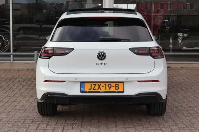 Volkswagen Golf (2025) thumbnail 11