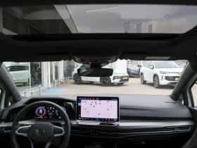 Volkswagen Golf (2025) thumbnail 18