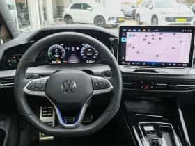 Volkswagen Golf (2025) thumbnail 21