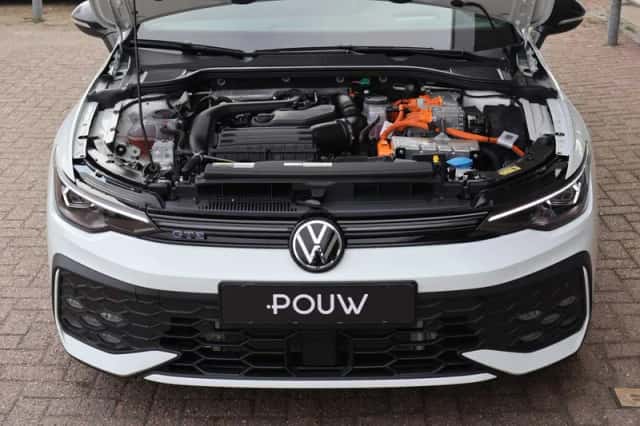 Volkswagen Golf (2025) thumbnail 31