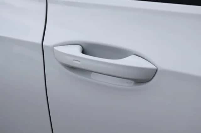 Volkswagen Golf (2025) thumbnail 33