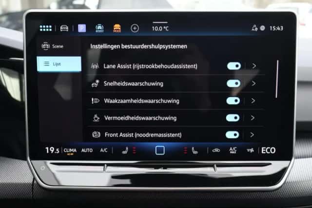Volkswagen Golf (2025) thumbnail 38