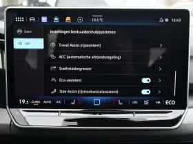 Volkswagen Golf (2025) thumbnail 39