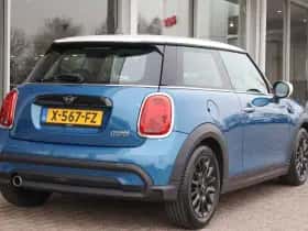 MINI Mini (2023) thumbnail 2