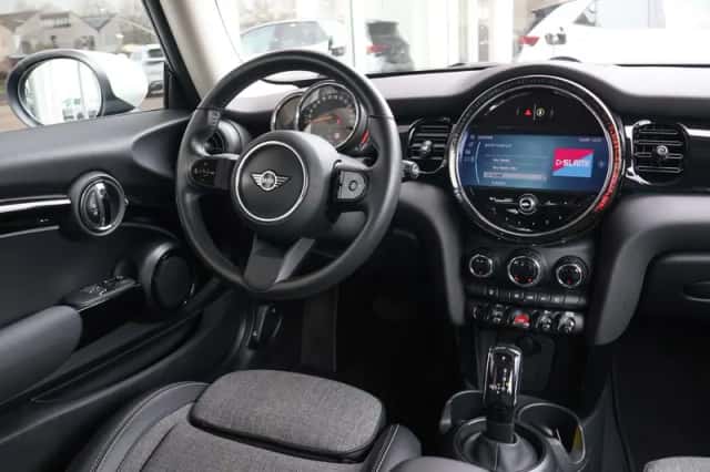 MINI Mini (2023) thumbnail 14