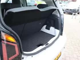 Volkswagen Up! (2021) thumbnail 15