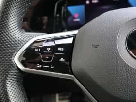 Volkswagen Golf (2022) thumbnail 21