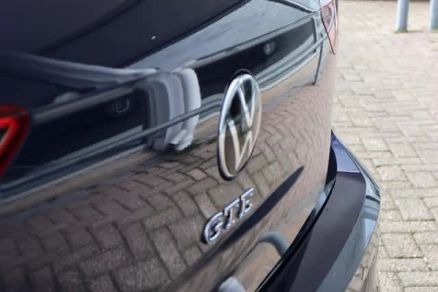 Volkswagen Golf (2022) thumbnail 33