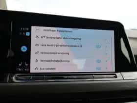 Volkswagen Golf (2022) thumbnail 38