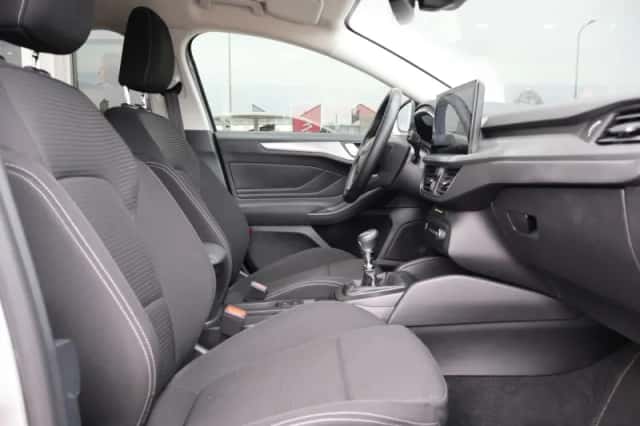 Ford Focus (2024) thumbnail 14