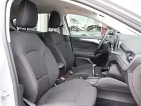 Ford Focus (2024) thumbnail 4