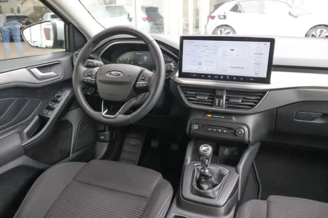 Ford Focus (2024) thumbnail 32