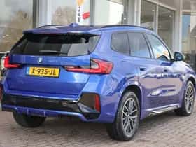 BMW X1 (2022) thumbnail 2