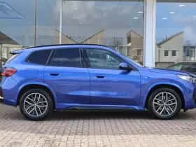 BMW X1 (2022) thumbnail 3