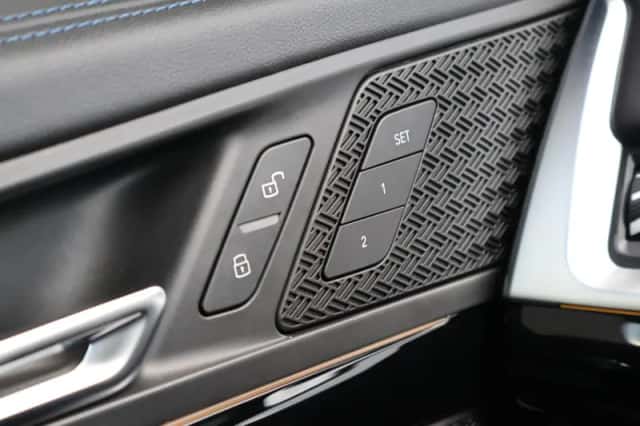 BMW X1 (2022) thumbnail 23