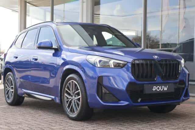 BMW X1 (2022) thumbnail 10